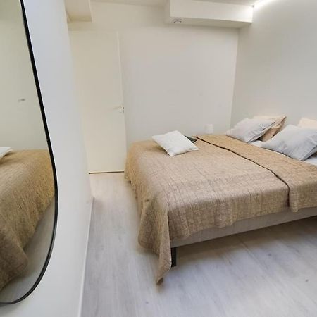 Ferienwohnung 3H,K,P - Keskellae Tamperetta Kaunis Parvekkeellinen Uusittu Kolmio Exterior foto