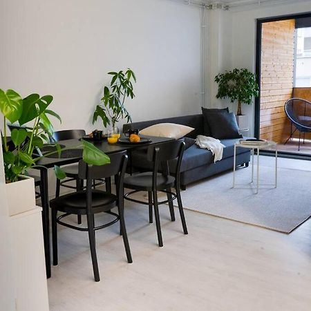 Ferienwohnung 3H,K,P - Keskellae Tamperetta Kaunis Parvekkeellinen Uusittu Kolmio Exterior foto