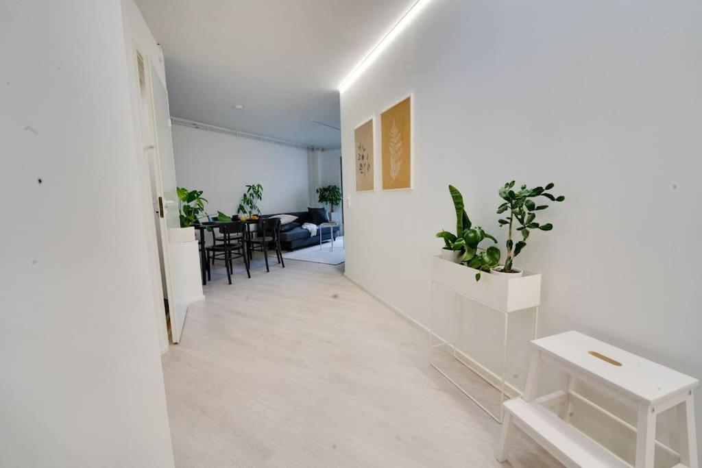 Ferienwohnung 3H,K,P - Keskellae Tamperetta Kaunis Parvekkeellinen Uusittu Kolmio Exterior foto